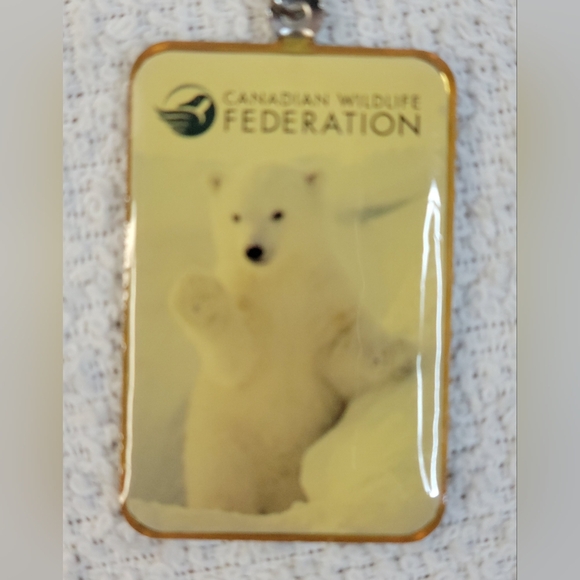 Vintage Polar Bear and Bird Keychain - Picture 2 of 10